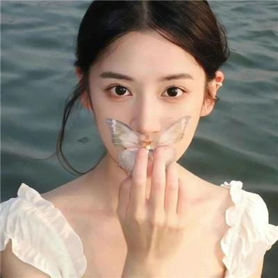女仆们